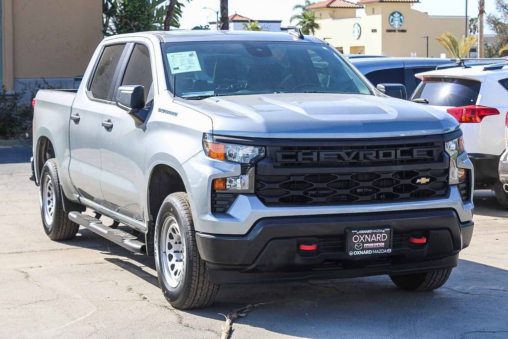 Used 2025 Chevrolet Silverado 1500 W/T image 3