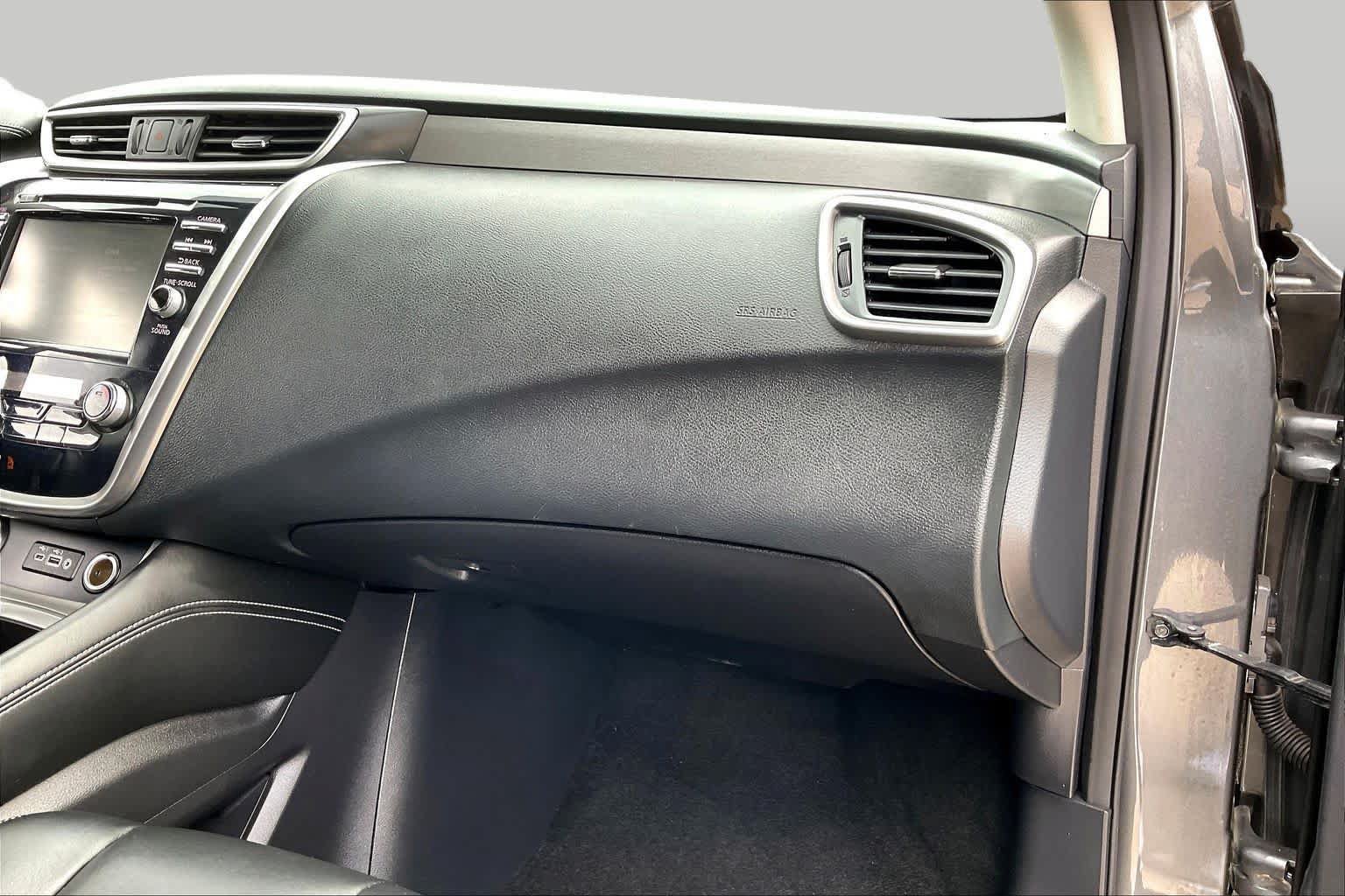 Used 2023 Nissan Murano SV FWD image 18
