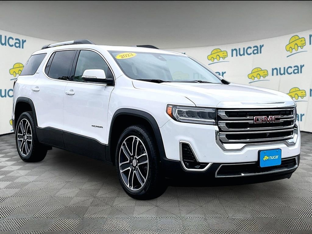 Used 2023 GMC Acadia SLT w/ Technology Package