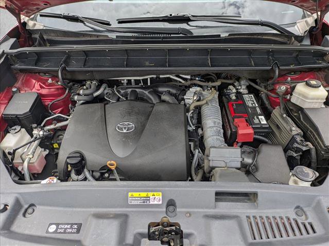Used 2020 Toyota Highlander XLE FWD image 25
