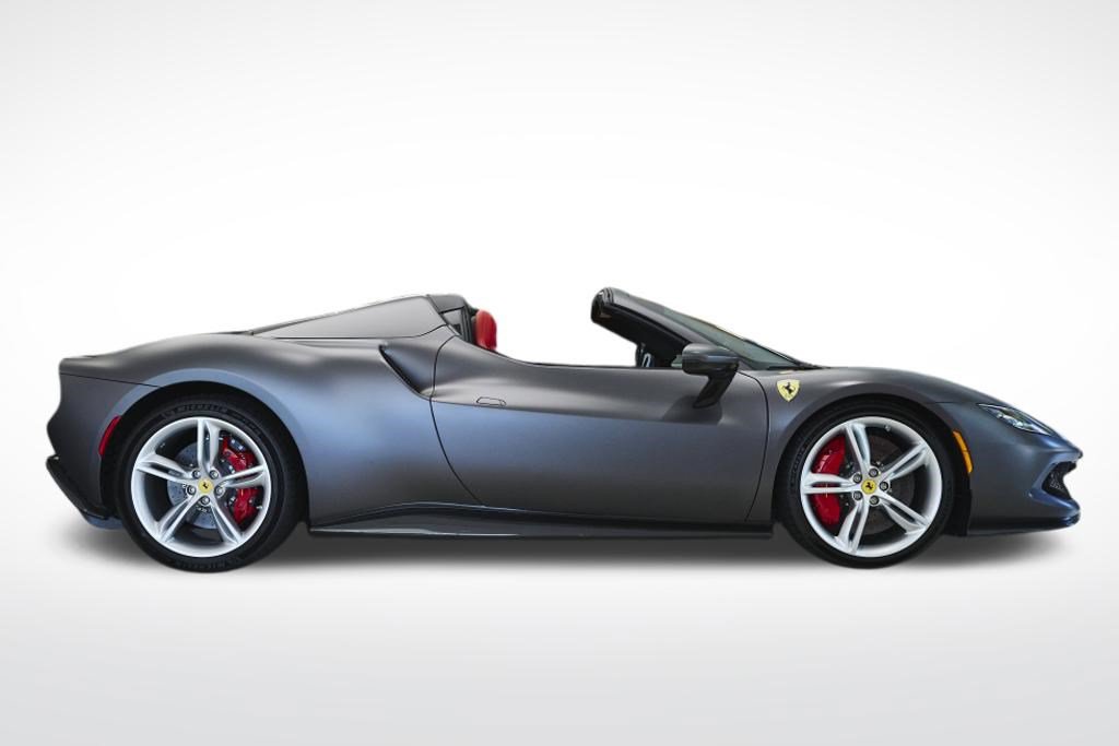 Used 2023 Ferrari 296 GTS RWD image 5