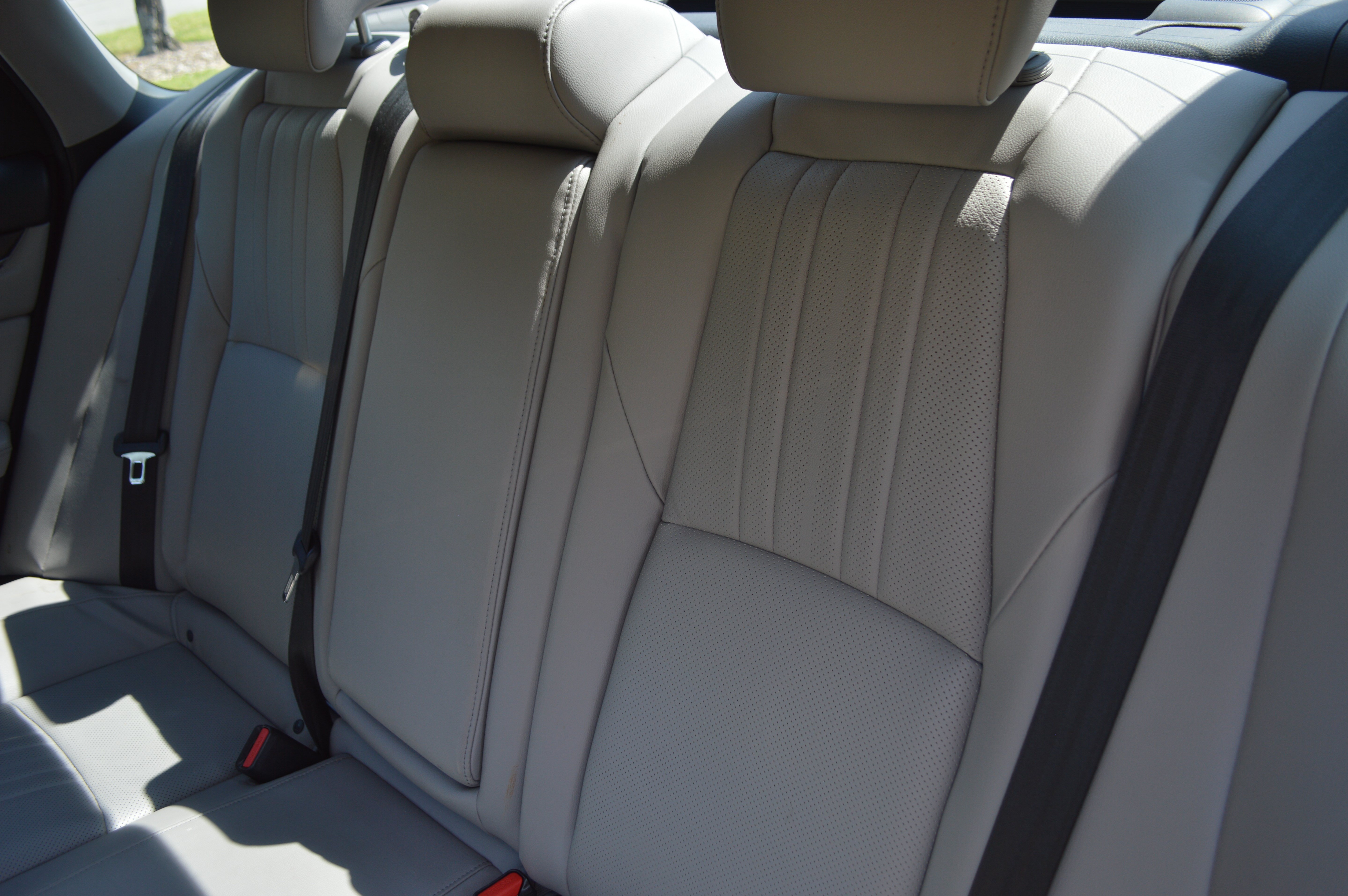 Used 2018 Honda Accord Touring image 24