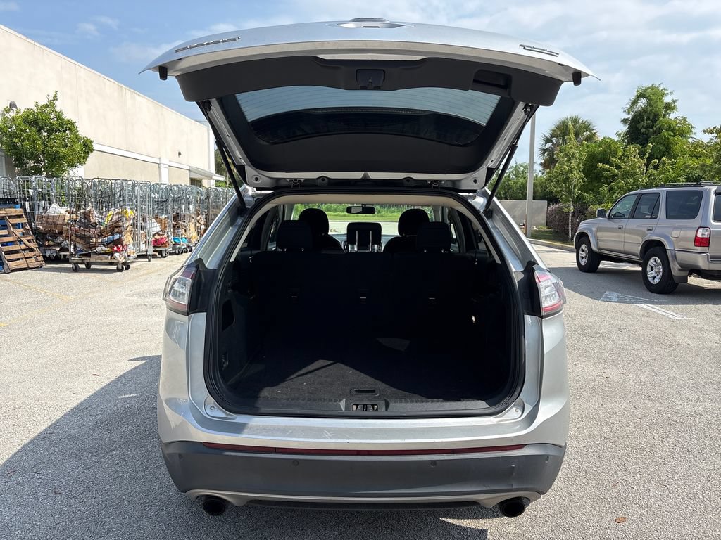 Used 2018 Ford Edge SEL AWD/4WD image 12