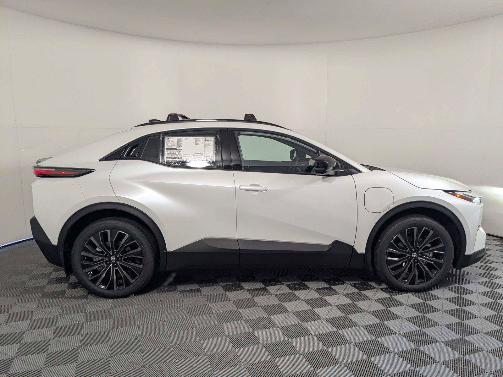 New 2026 Toyota C-HR AWD/4WD image 4