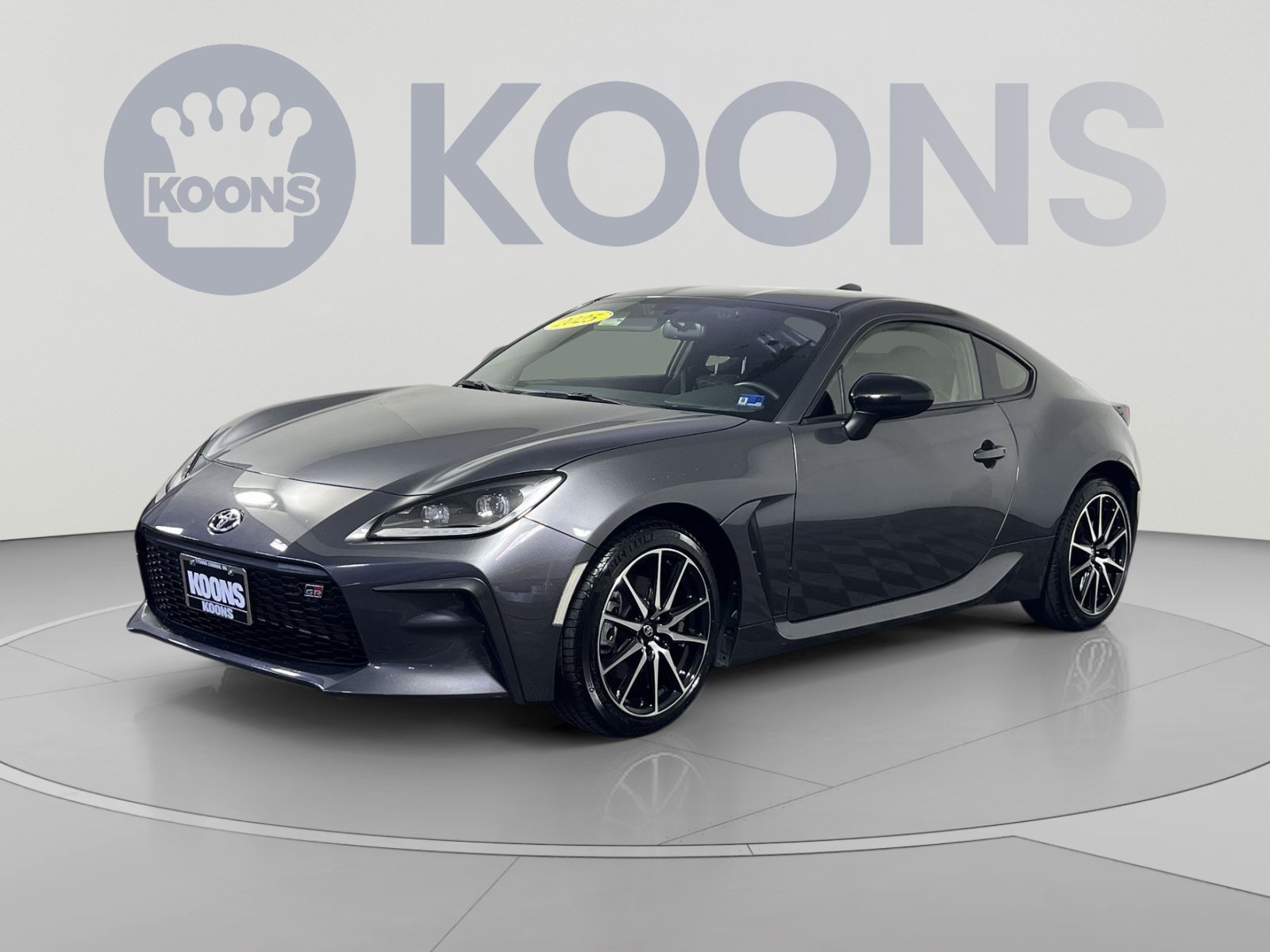 Used 2025 Toyota GR86 w/ ALL Weather Mat Package (TMS) RWD image 5