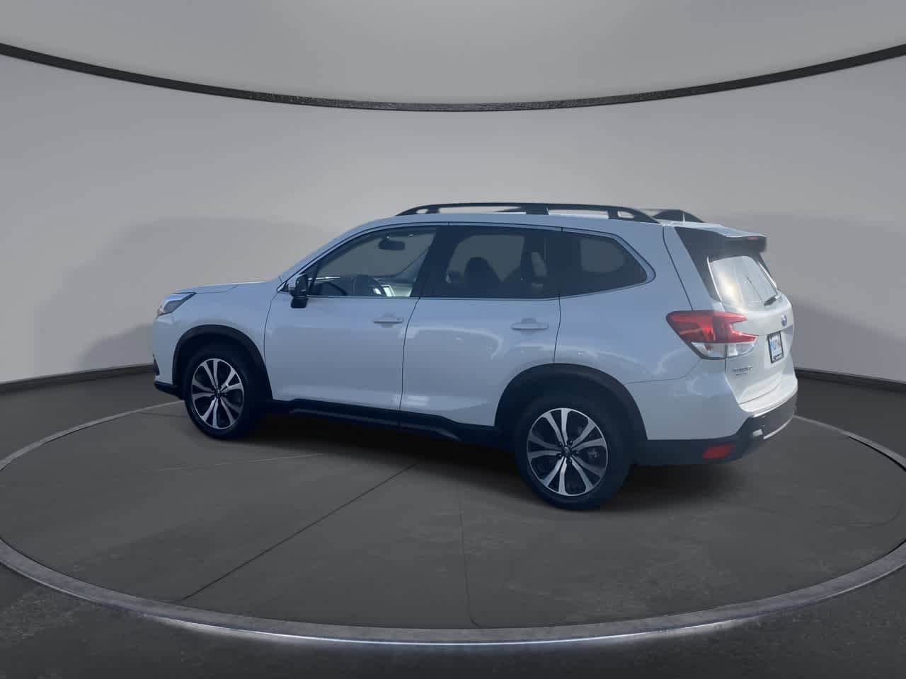 Used 2024 Subaru Forester Limited AWD/4WD image 7