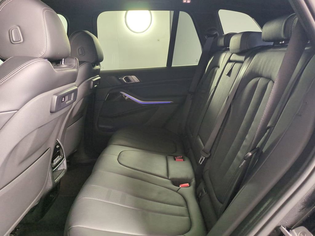 Used 2020 BMW X5 sDrive40i w/ Convenience Package image 16