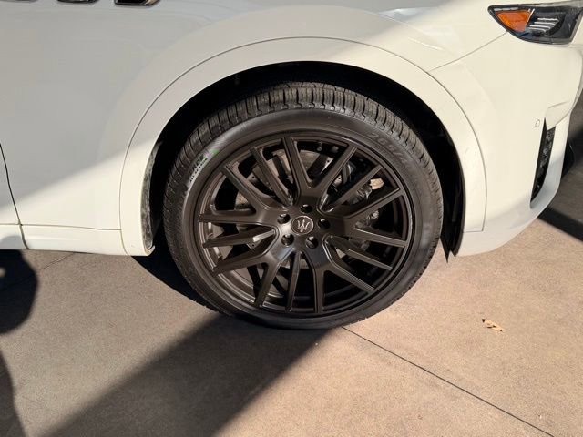 Used 2022 Maserati Levante Modena image 27