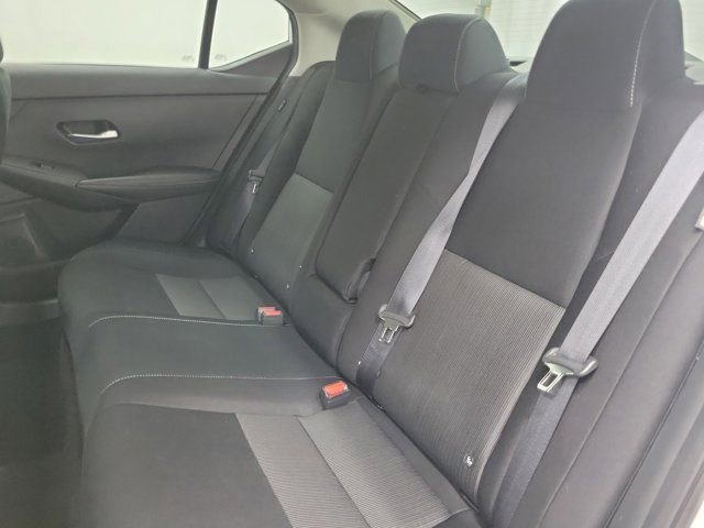 Certified 2021 Nissan Sentra SV FWD image 11