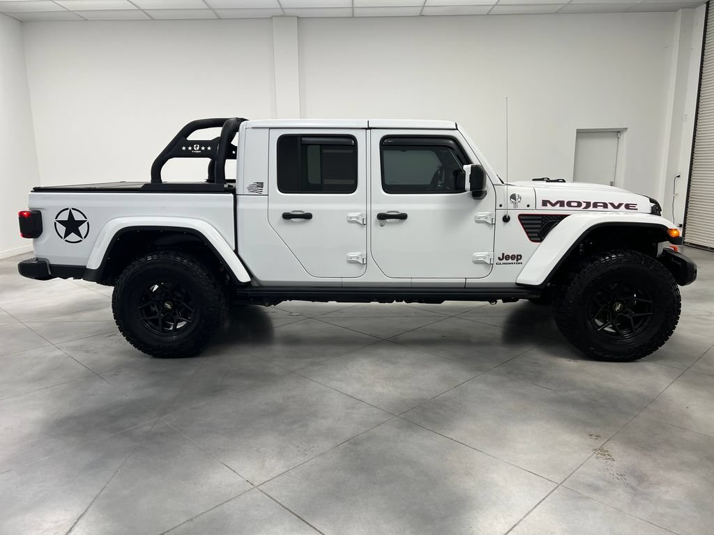 Used 2021 Jeep Gladiator Mojave w/ Dual Top Group AWD/4WD image 10