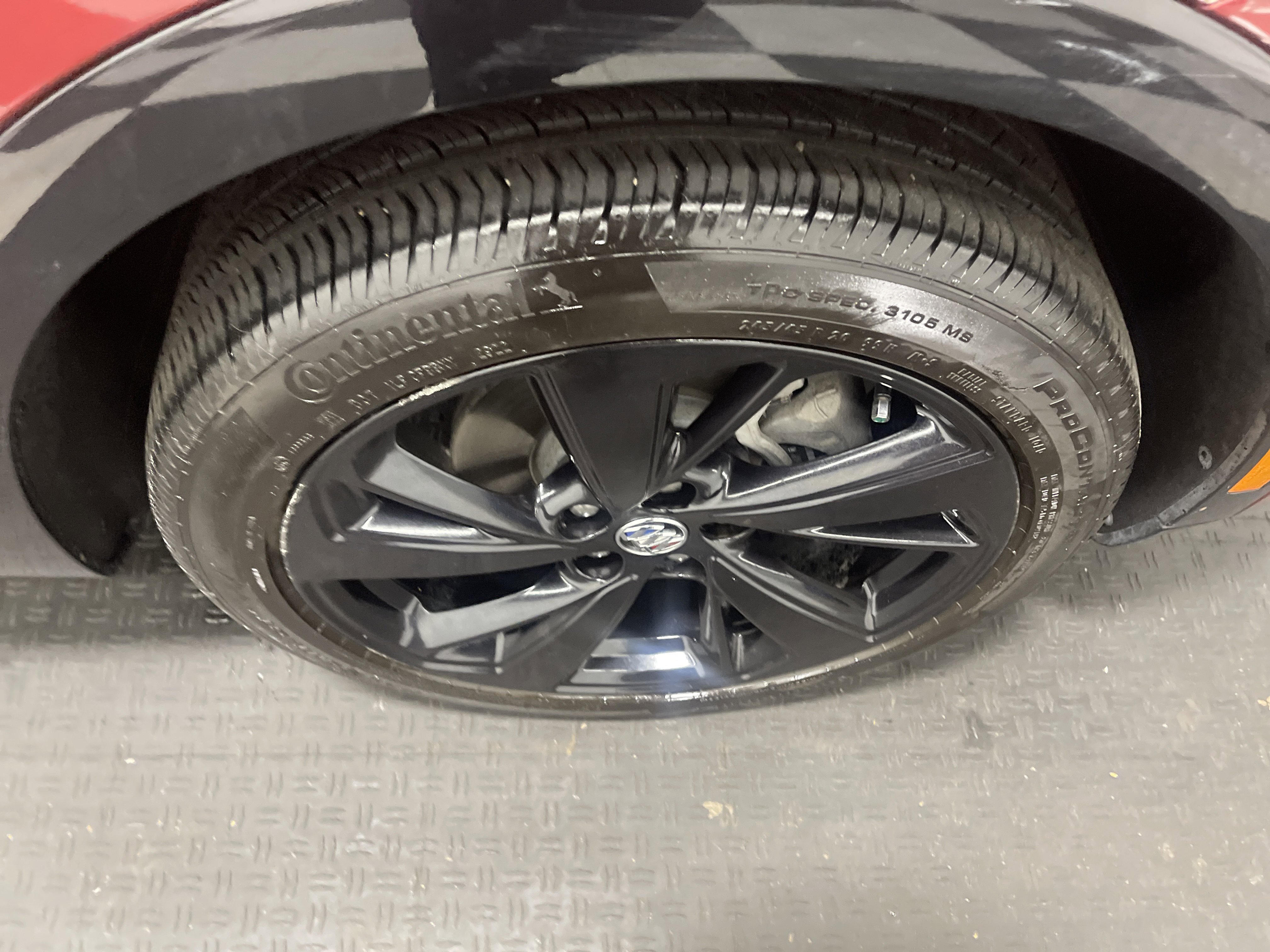 Used 2023 Buick Envision Essence w/ Sport Touring Package image 27