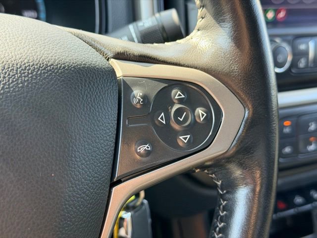 Used 2022 Chevrolet Colorado Z71 w/ Z71 Midnight Edition image 12