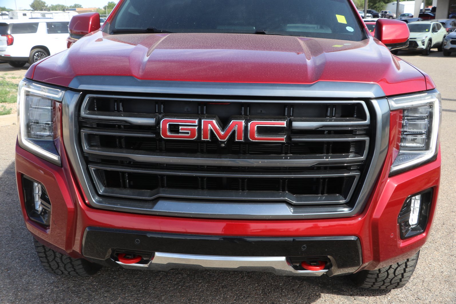 Used 2024 GMC Yukon AT4 w/ Technology Package AWD/4WD image 2