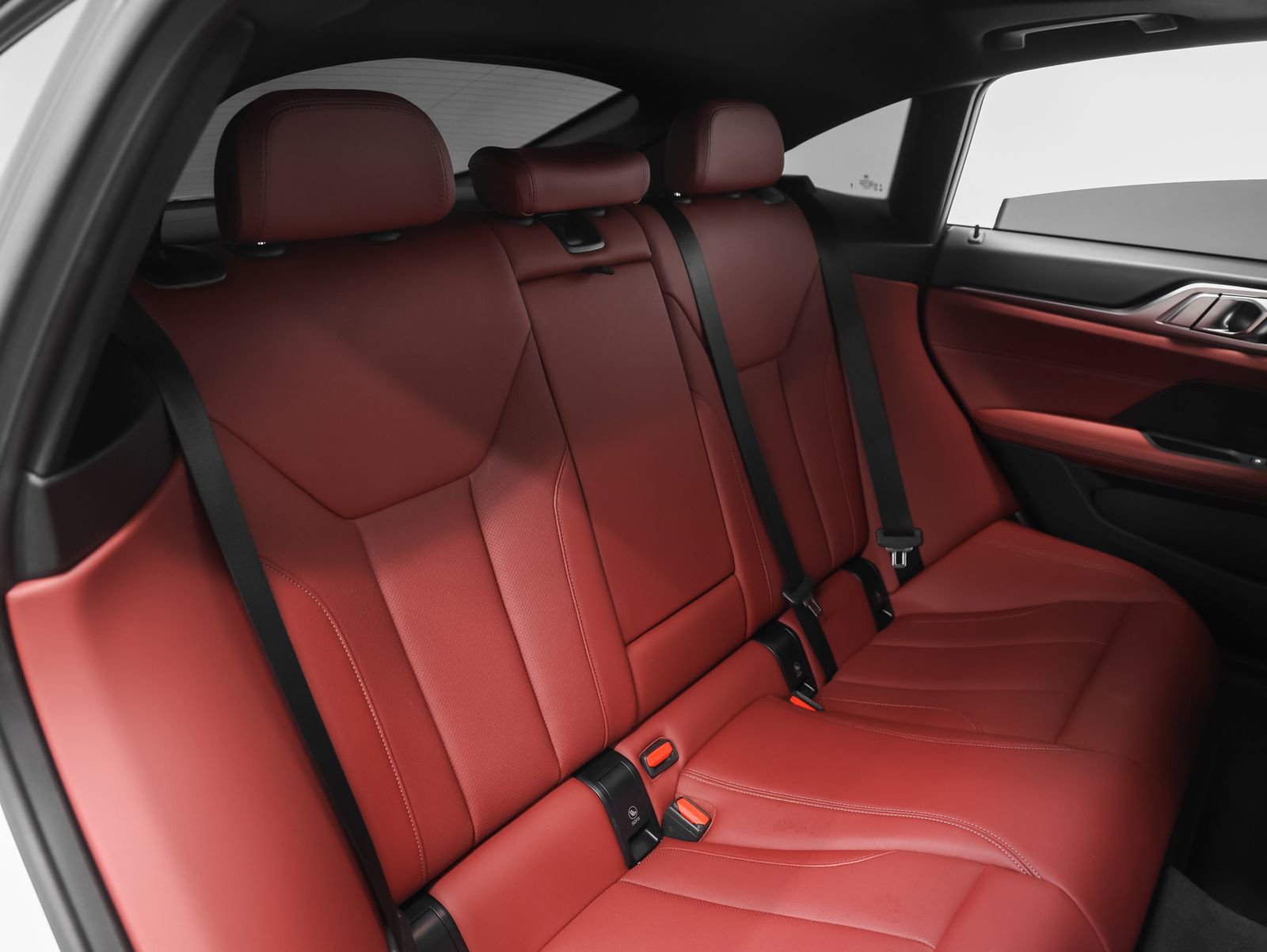 Used 2023 BMW i4 eDrive40 w/ Premium Package image 28