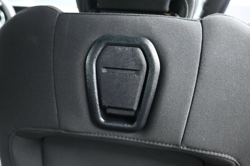 Used 2016 Ford Mustang Coupe RWD image 34
