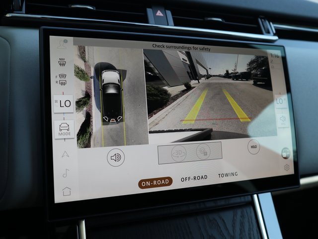 New 2025 Land Rover Range Rover Velar Dynamic SE image 9