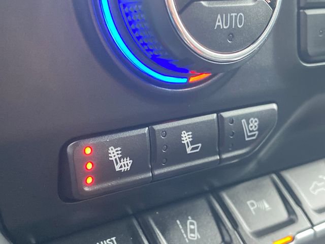 Used 2021 Chevrolet Silverado 2500 High Country w/ Z71 Off-Road Package image 29