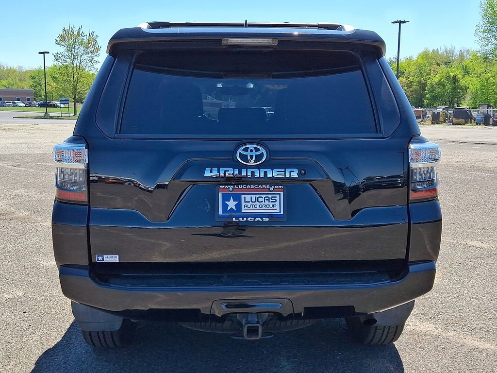 Used 2017 Toyota 4Runner SR5 Premium AWD/4WD image 10