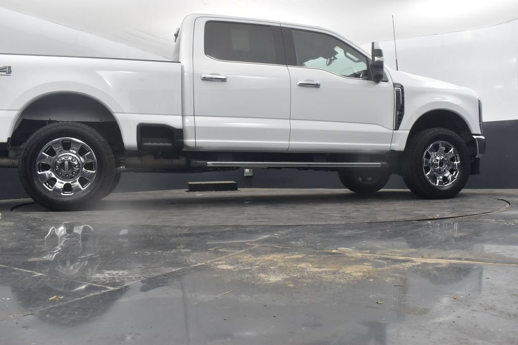 Used 2025 Ford F250 Lariat w/ Chrome Package AWD/4WD image 24
