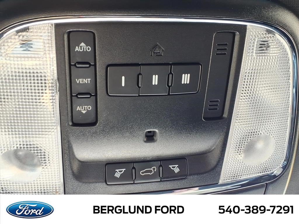 Used 2018 Jeep Grand Cherokee Altitude AWD/4WD image 31
