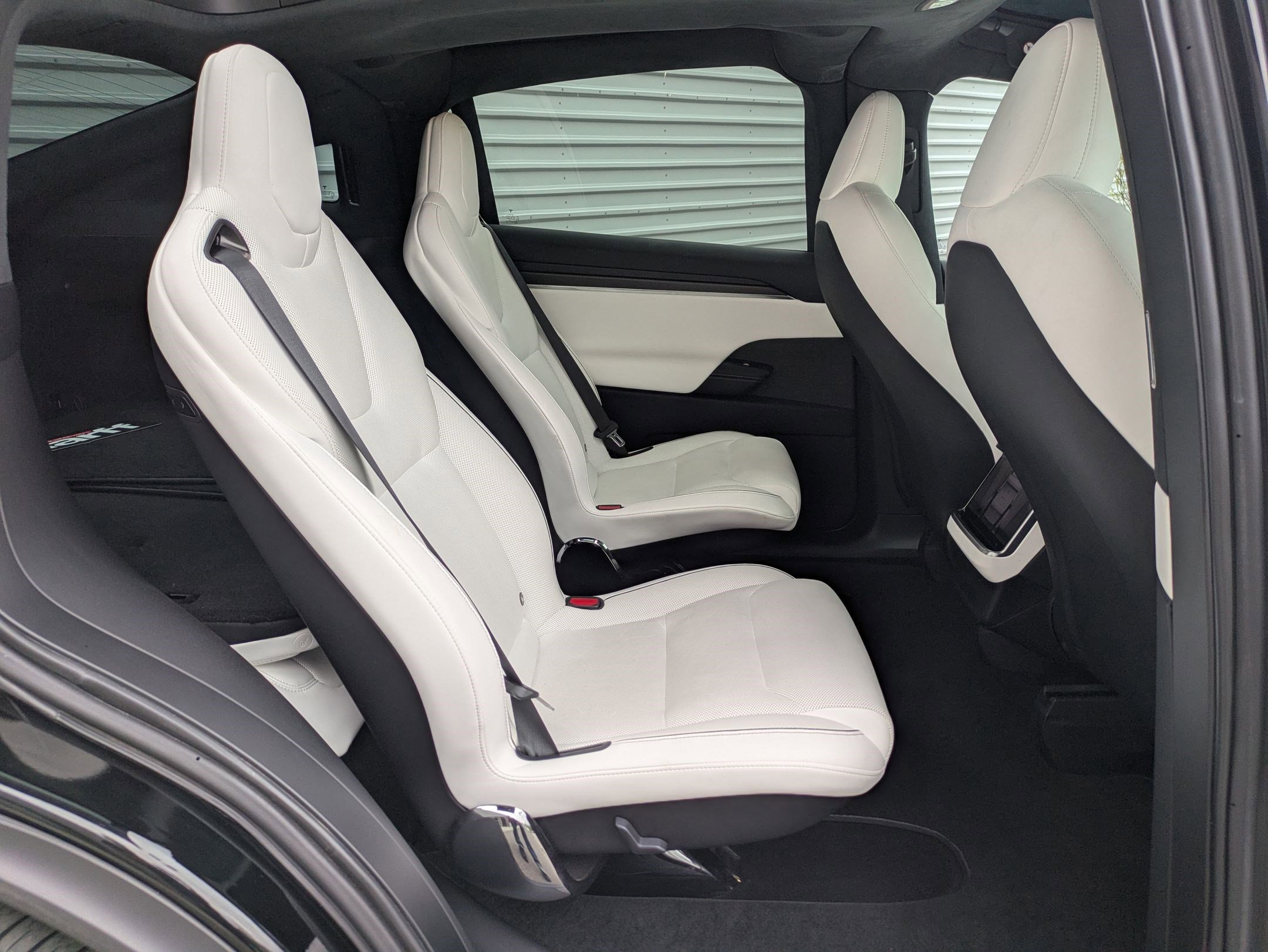 Used 2023 Tesla Model X Plaid image 29