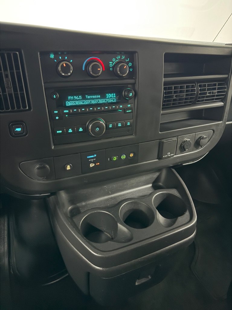 Used 2017 Chevrolet Express 3500 LT w/ LT Preferred Equipment Group RWD image 13