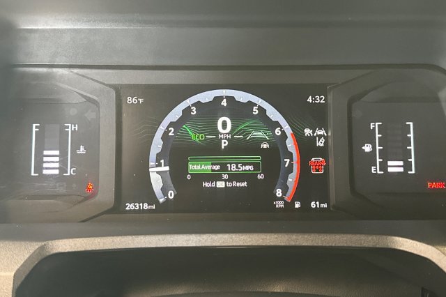 Certified 2025 Toyota 4Runner SR5 AWD/4WD image 30