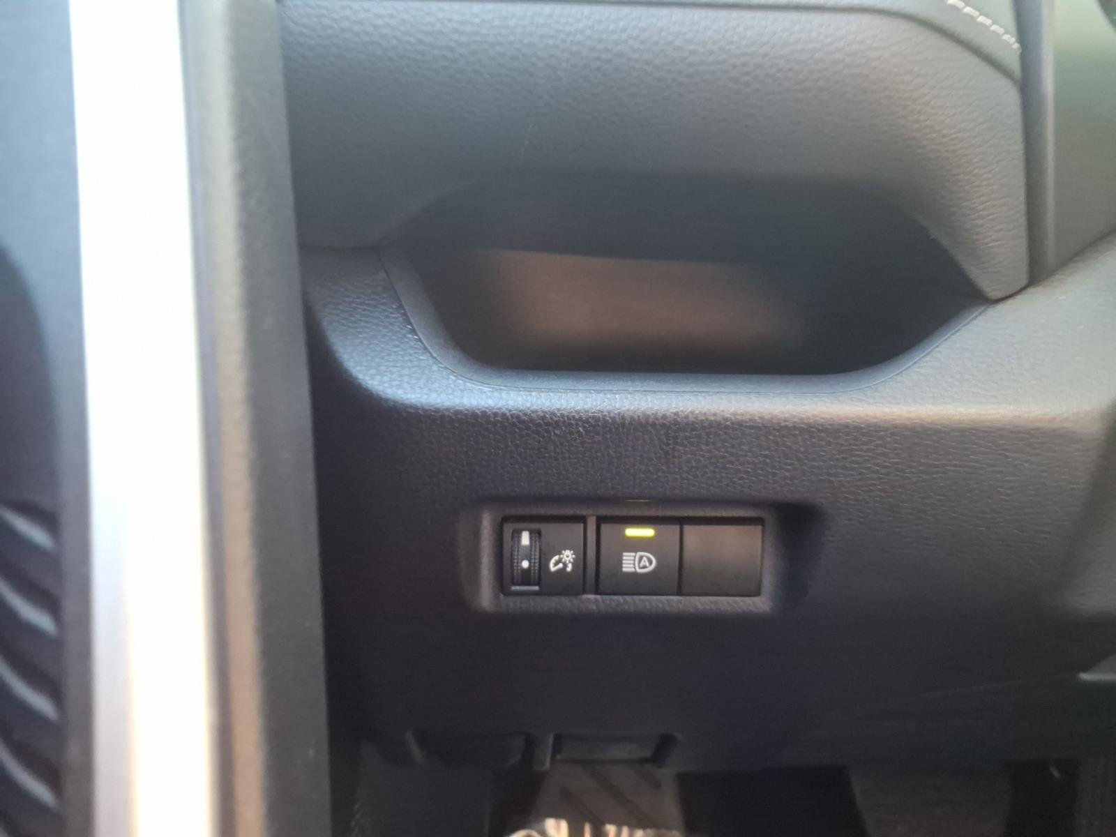 Used 2025 Toyota RAV4 LE image 17