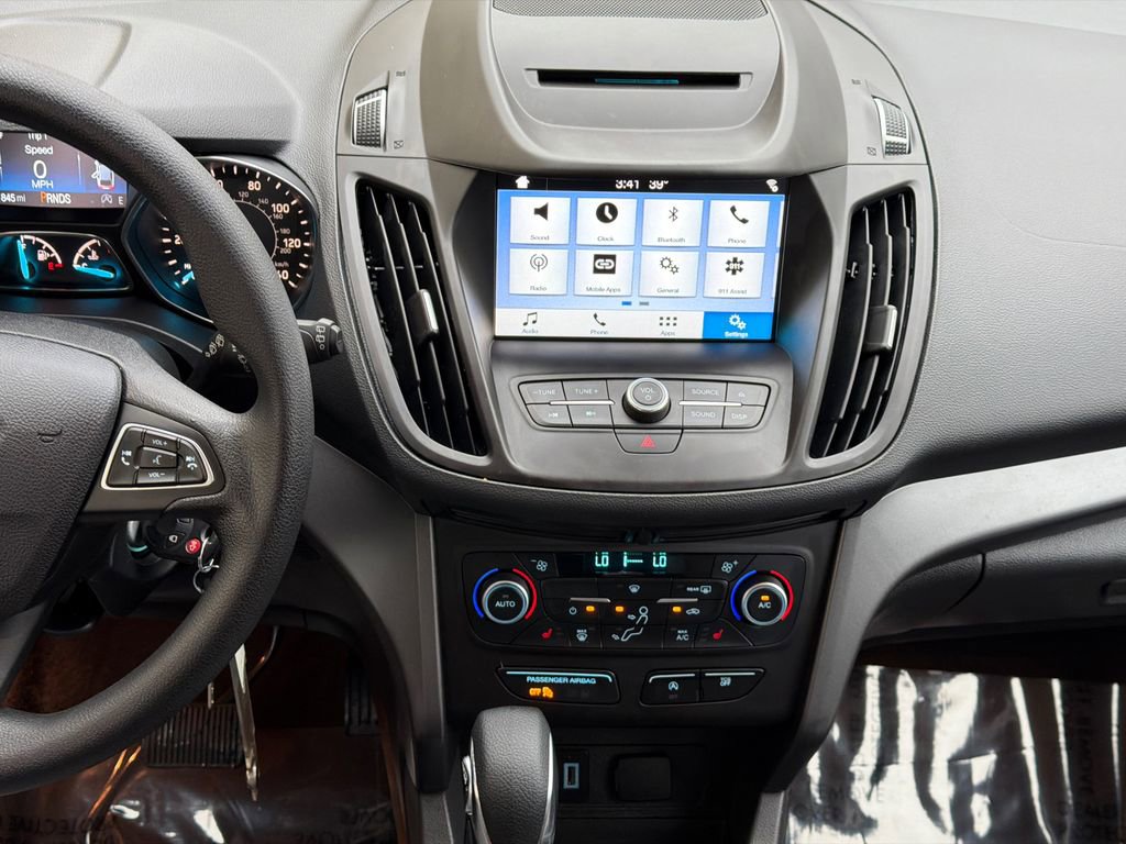 Used 2018 Ford Escape SE w/ SE Sync 3 Package image 18