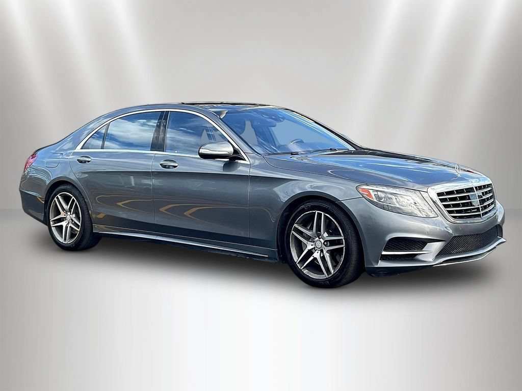 Used 2017 Mercedes-Benz S 550 4MATIC Sedan image 3