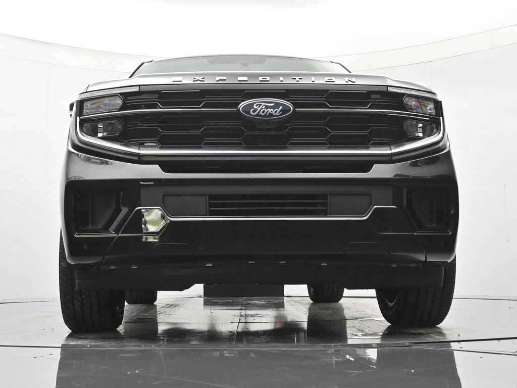 New 2026 Ford Expedition Platinum w/ Driver's Package AWD/4WD image 19