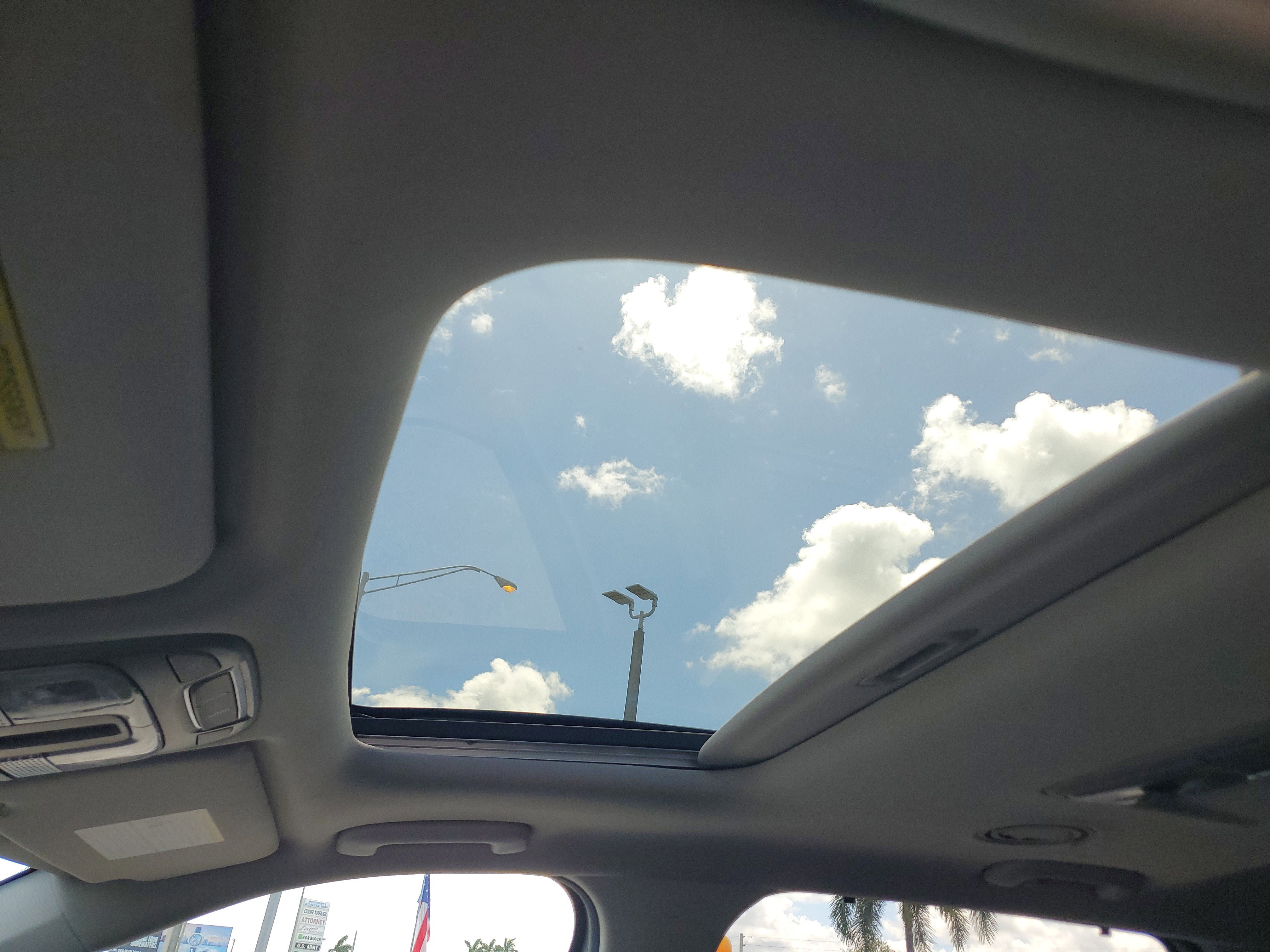 Used 2022 Kia Telluride EX w/ EX Premium Package image 12