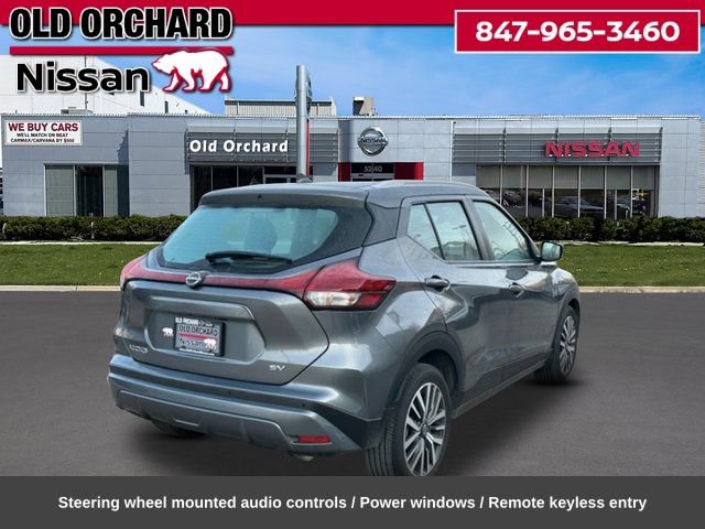 Used 2024 Nissan Kicks SV FWD image 2