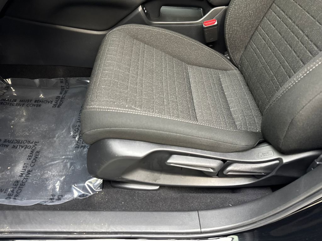 Used 2025 Honda HR-V LX image 25