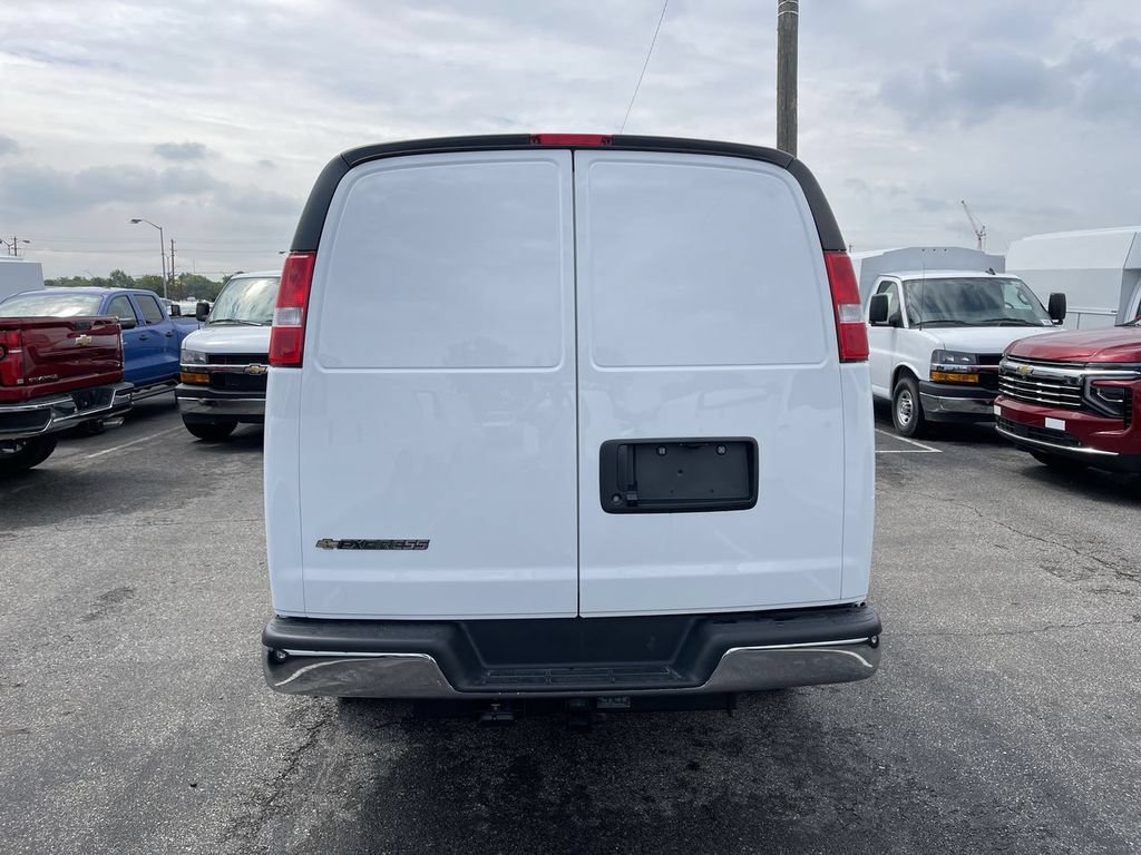 New 2025 Chevrolet Express 2500 w/ Driver Convenience Package RWD image 4