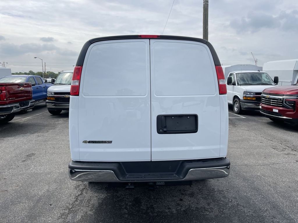 New 2025 Chevrolet Express 2500 w/ Driver Convenience Package RWD image 4