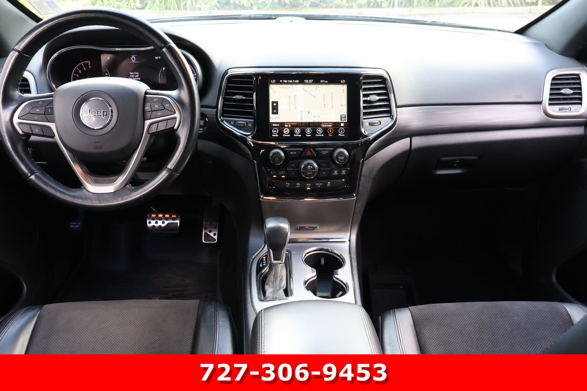Used 2021 Jeep Grand Cherokee Laredo X AWD/4WD image 12