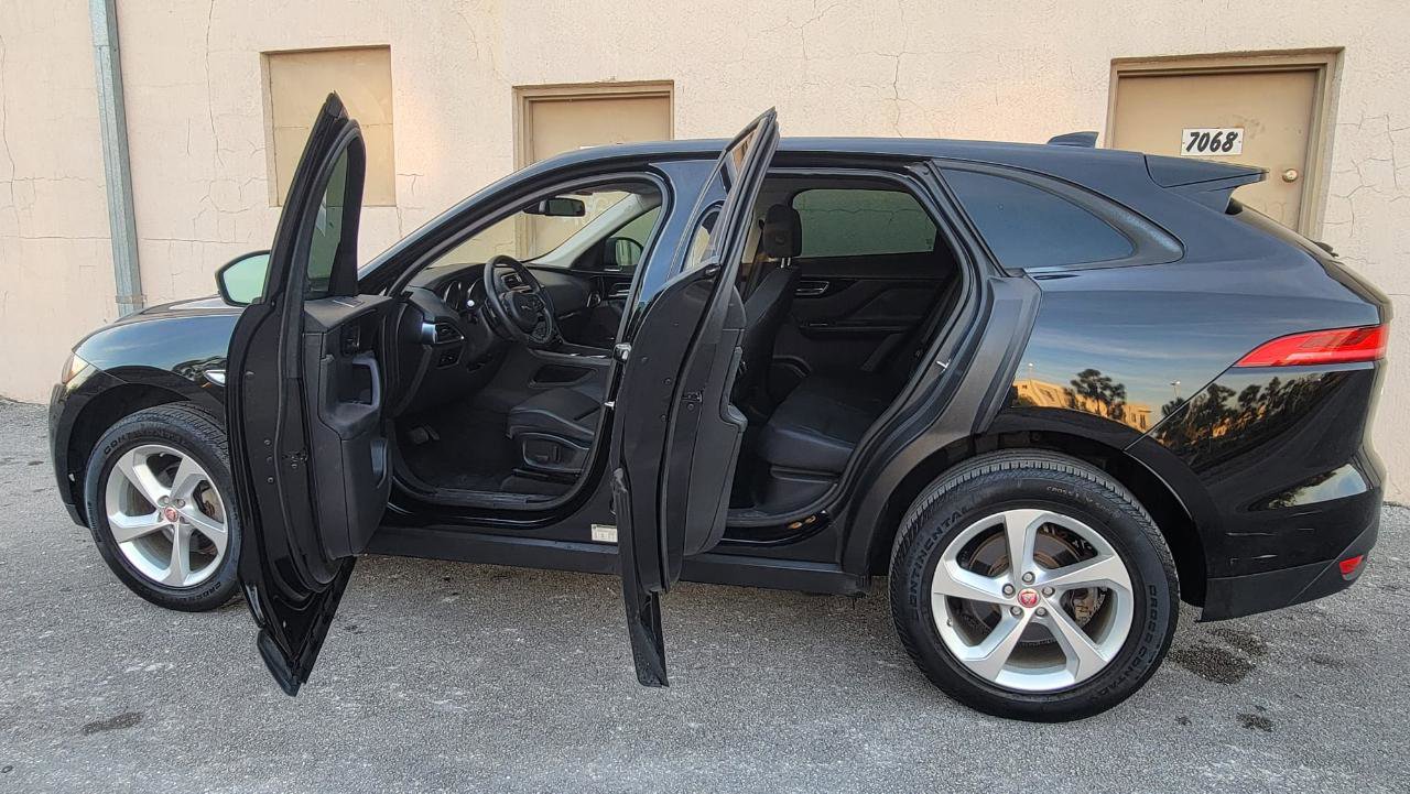 Used 2018 Jaguar F-PACE Premium AWD/4WD image 8