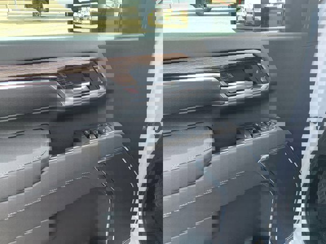 New 2026 GMC Sierra 2500 SLE w/ SLE Value Package; image 16