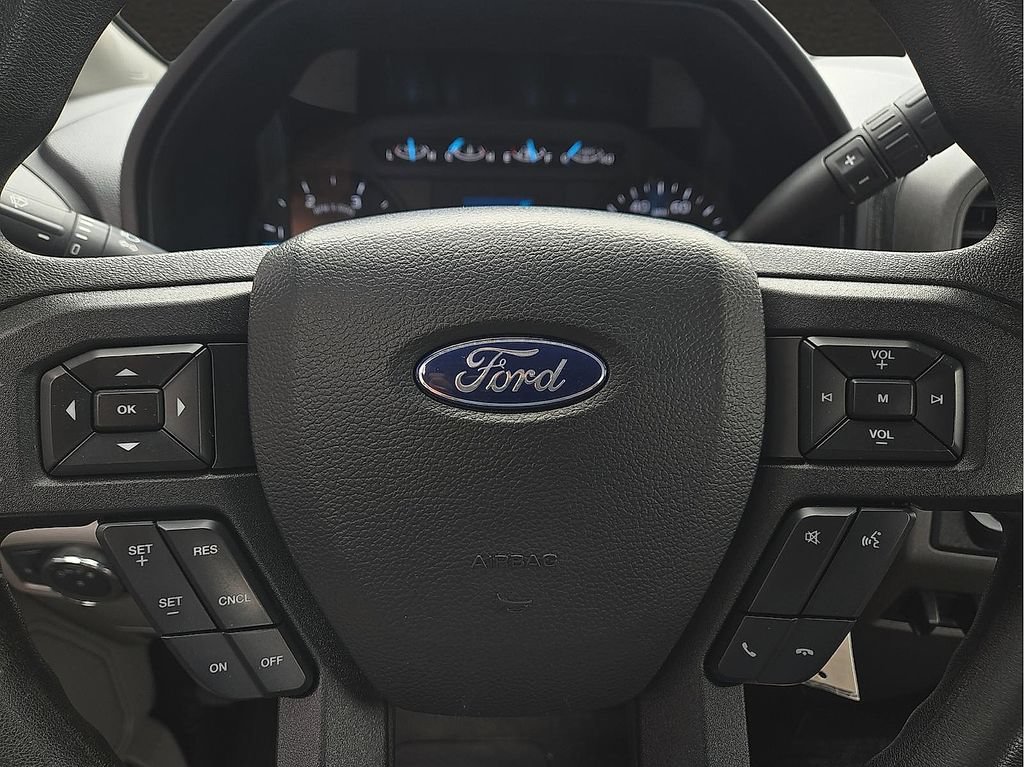 Used 2018 Ford F550 2WD Regular Cab Super Duty image 19