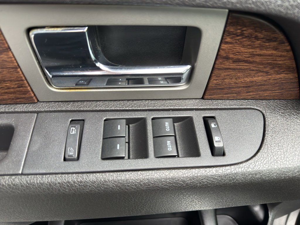 Used 2013 Ford F150 Lariat w/ Mid Equipment Group image 13