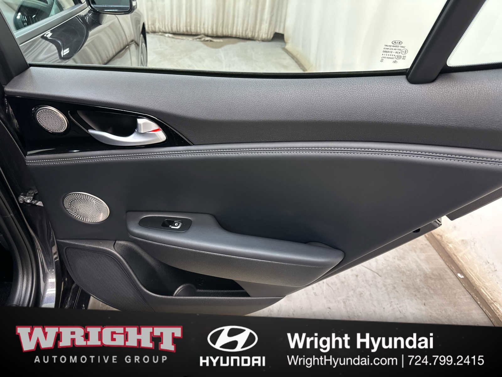 Used 2019 Kia Stinger Premium AWD/4WD image 15