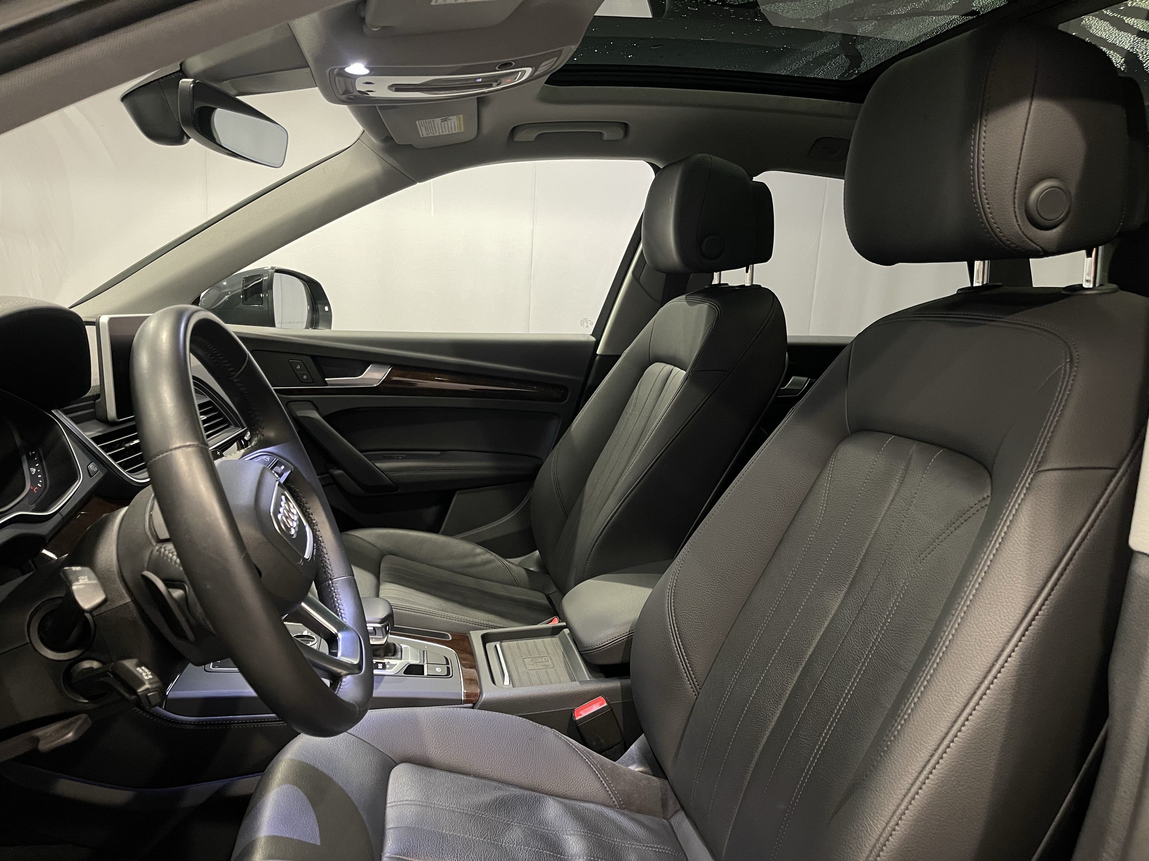 Used 2019 Audi Q5 2.0T Premium Plus w/ Premium Plus Package AWD/4WD image 14