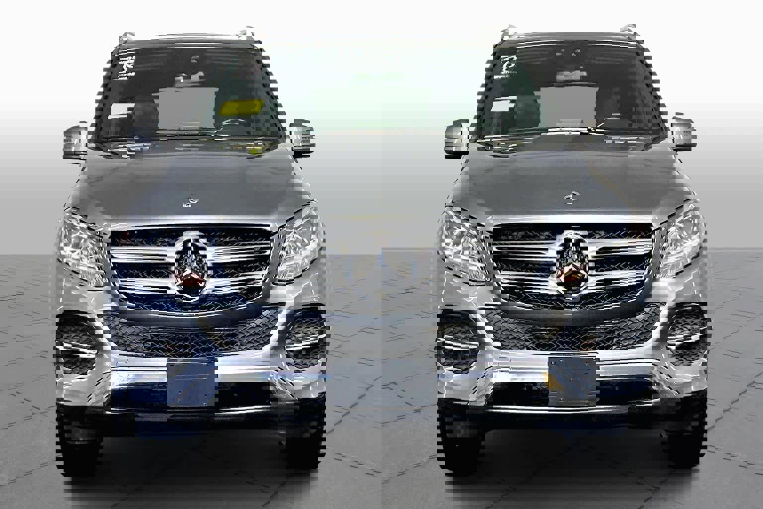 Used 2018 Mercedes-Benz GLE 350 4MATIC image 4