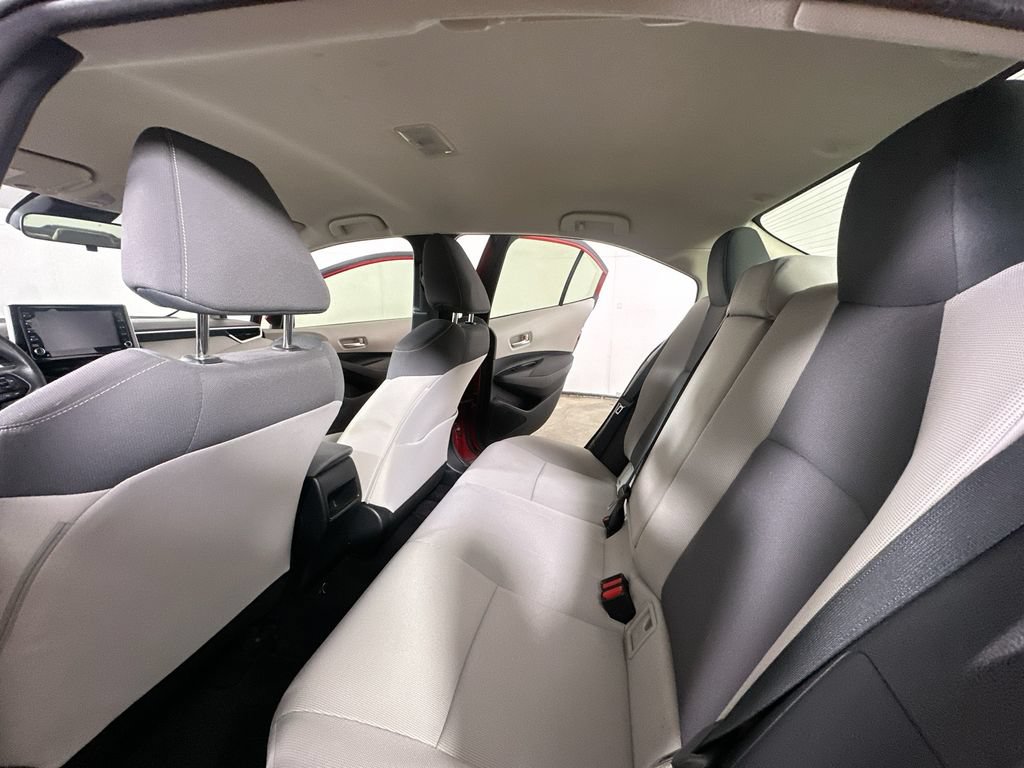 Used 2021 Toyota Corolla LE FWD image 13