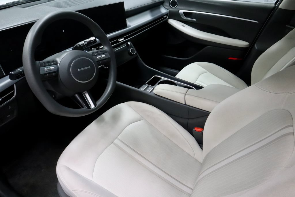 Certified 2025 Hyundai Sonata SEL FWD image 25