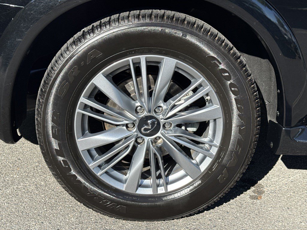 Used 2023 INFINITI QX80 Luxe w/ Cargo Package AWD/4WD image 10