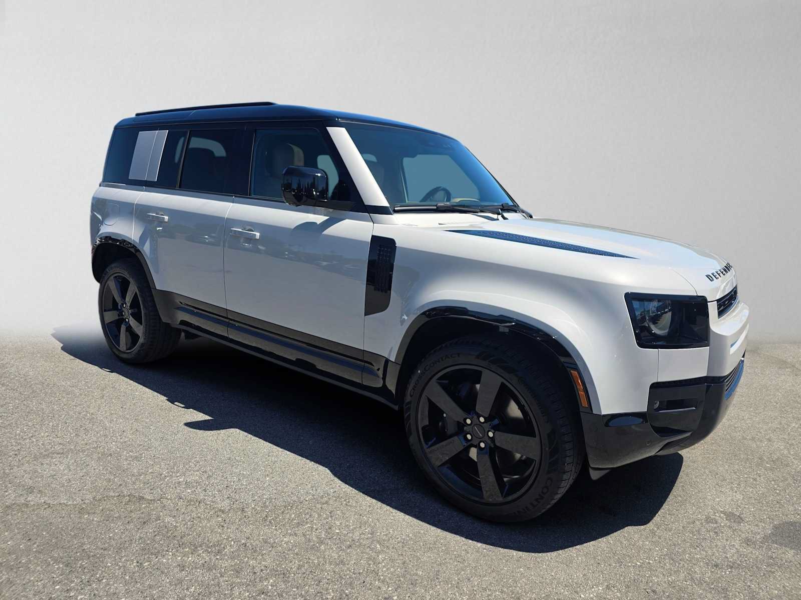 New 2026 Land Rover Defender 110 X-Dynamic SE AWD/4WD image 7
