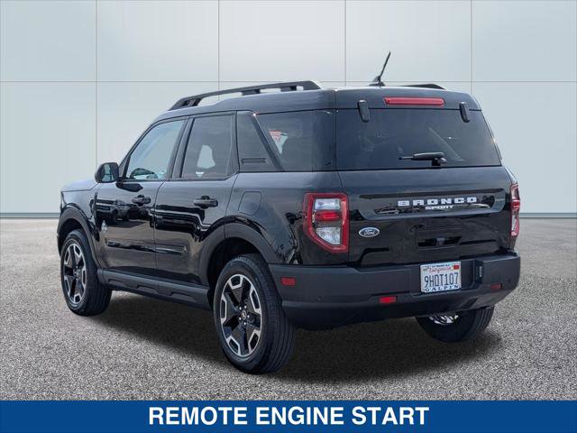 Used 2023 Ford Bronco Sport Outer Banks w/ Tech Package image 3