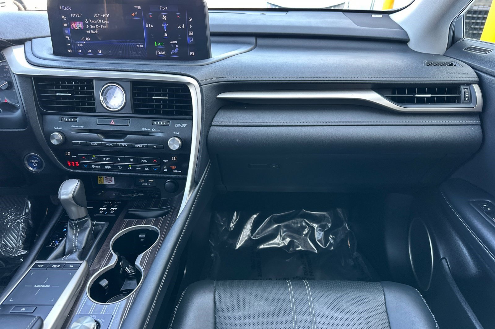 Used 2022 Lexus RX 450h AWD w/ Luxury Package image 32